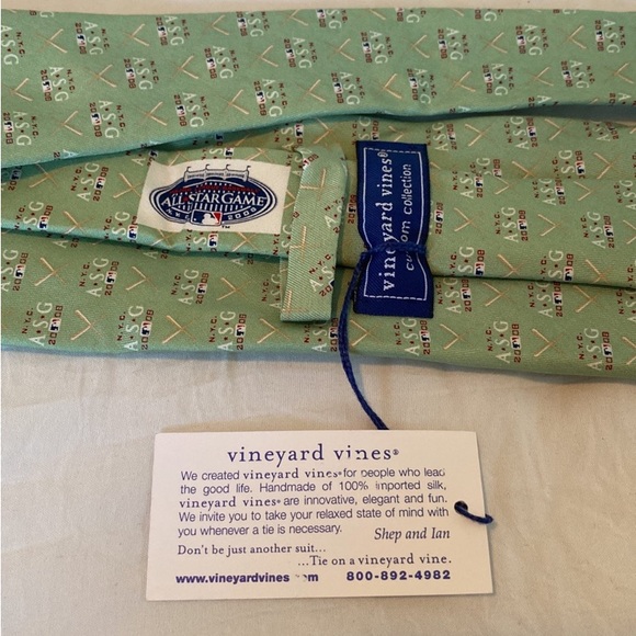 Vineyard Vines Green 2008 NYC All Star Game ASG Tie NWT - Picture 4 of 5